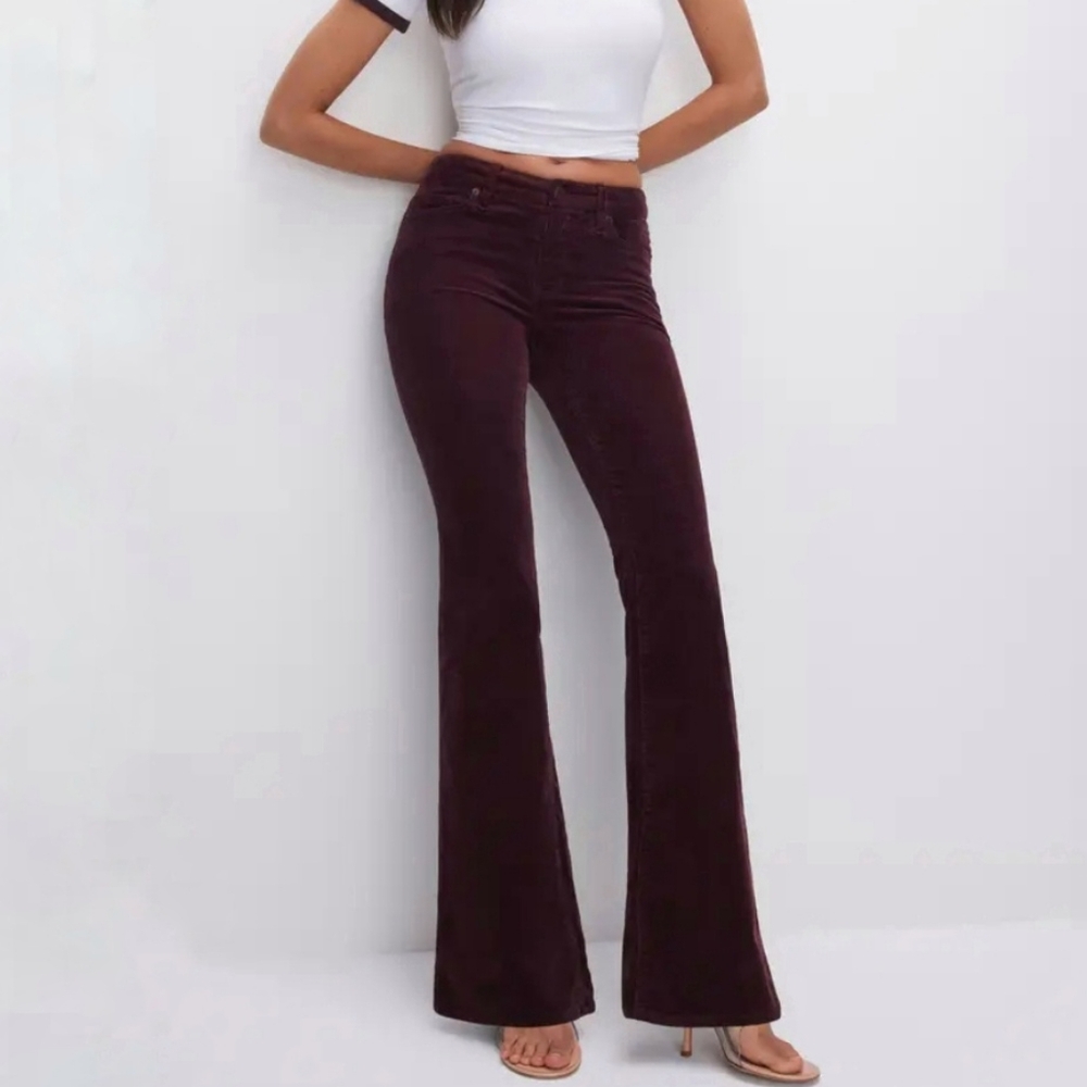 Good American NWT Good Legs Low Rise Corduroy Flare Pants in Malbec